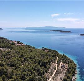 6 Bedroom Beachfront Villa with Heated Pool near Vela Luka on Korcula Island, Sleep 12